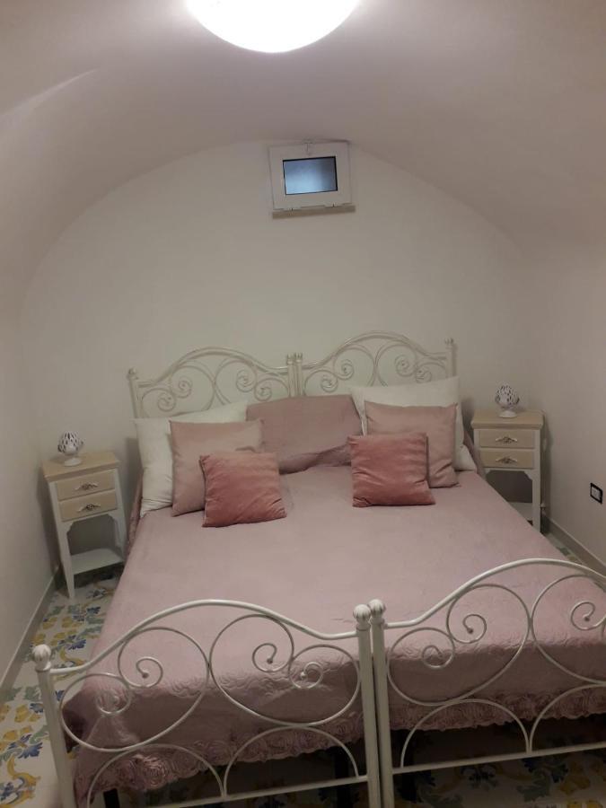 Casa Vacanze Vico Verona 7 Oria  Kültér fotó